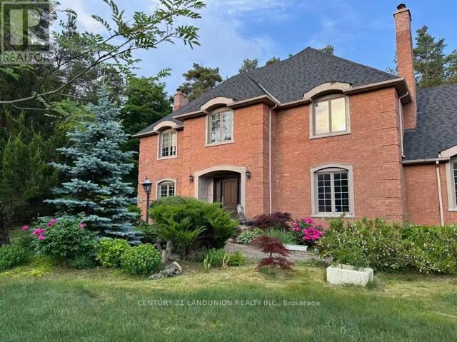 Property Photo: 2 Heron Trail ON L3Y 4W1