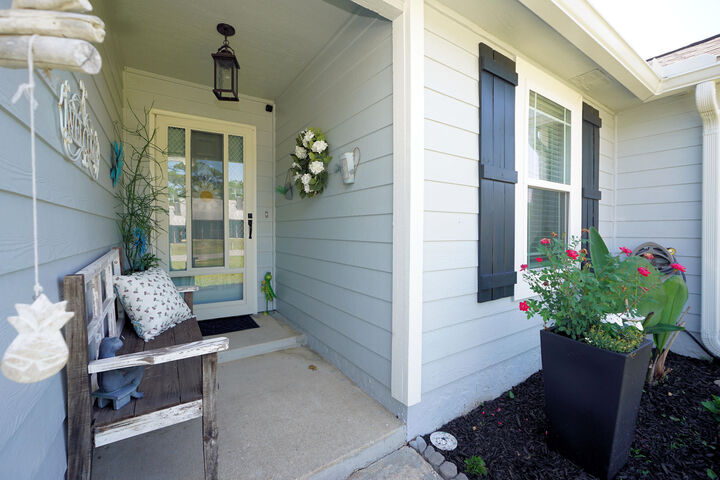 Property Photo: 2328 Prytania Circle FL 32566