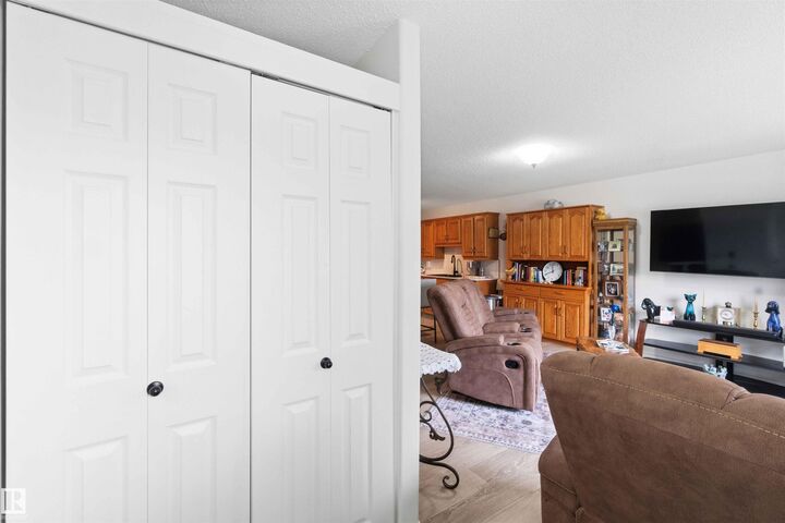 Property Photo:  5138 47 Street  AB T0A 2W0 