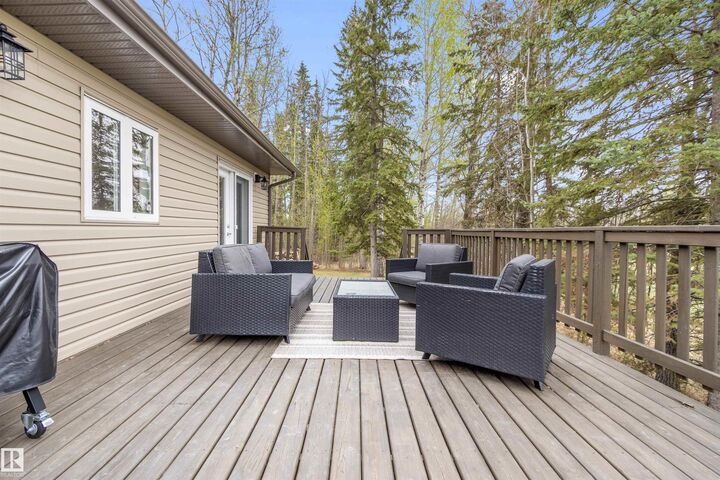 Property Photo:  #A 8406 Hwy 621  AB T7A 2A2 