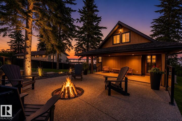 Property Photo: 305 Lakeshore Drive AB T9M 1A3