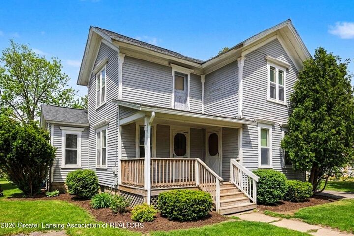 Property Photo:  327 E Middle Street  MI 48895 
