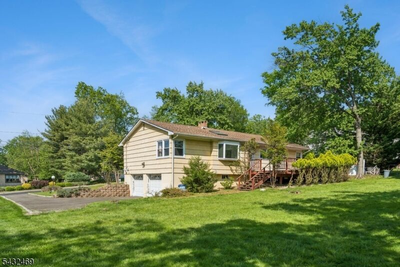 Property Photo:  12 Clover Ct  NJ 07009 