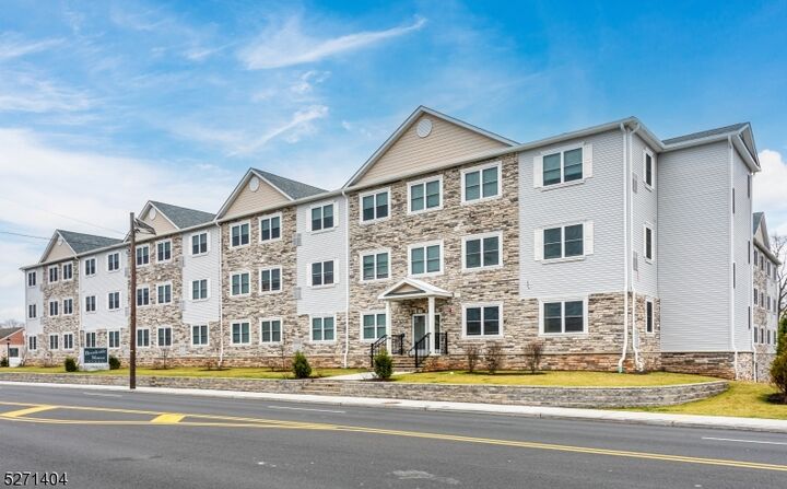 Property Photo: 1025 Raritan Road 207 NJ 07066