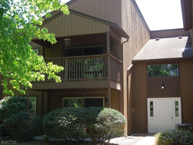 Property Photo:  133 Drake Ln 133  NJ 07852 