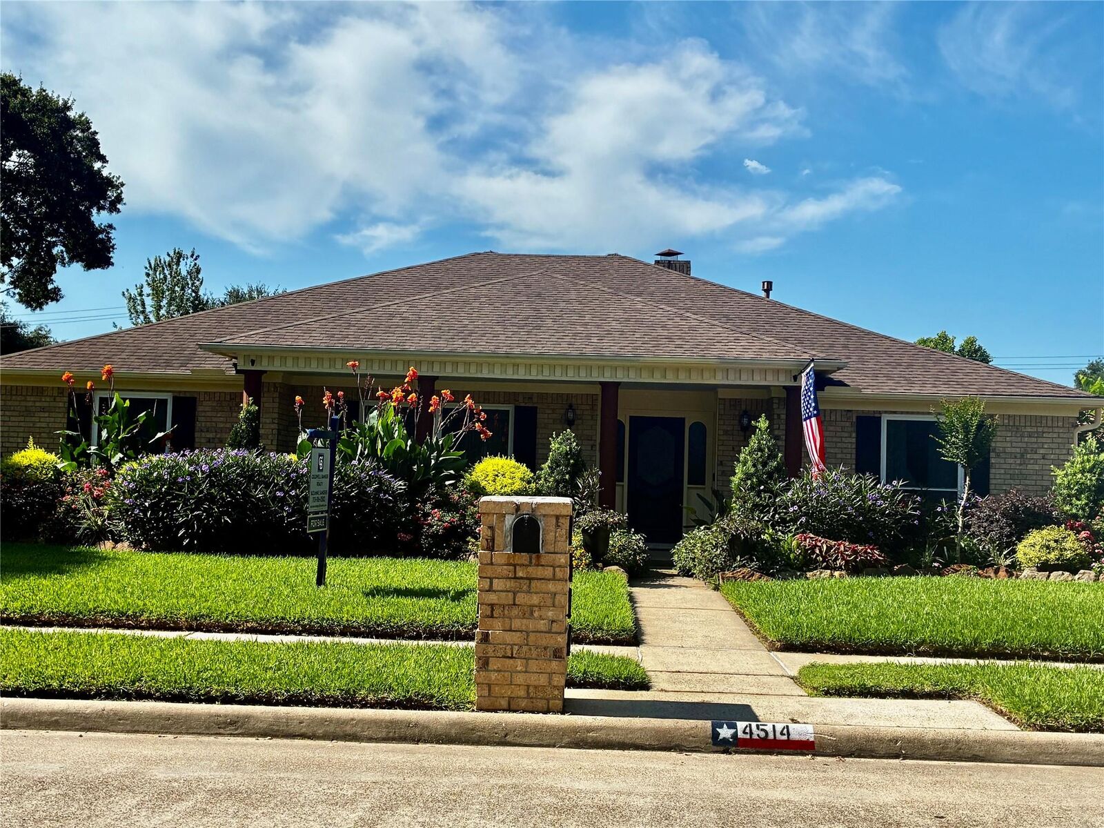 Property Photo: 4514 Shaun Drive TX 77504