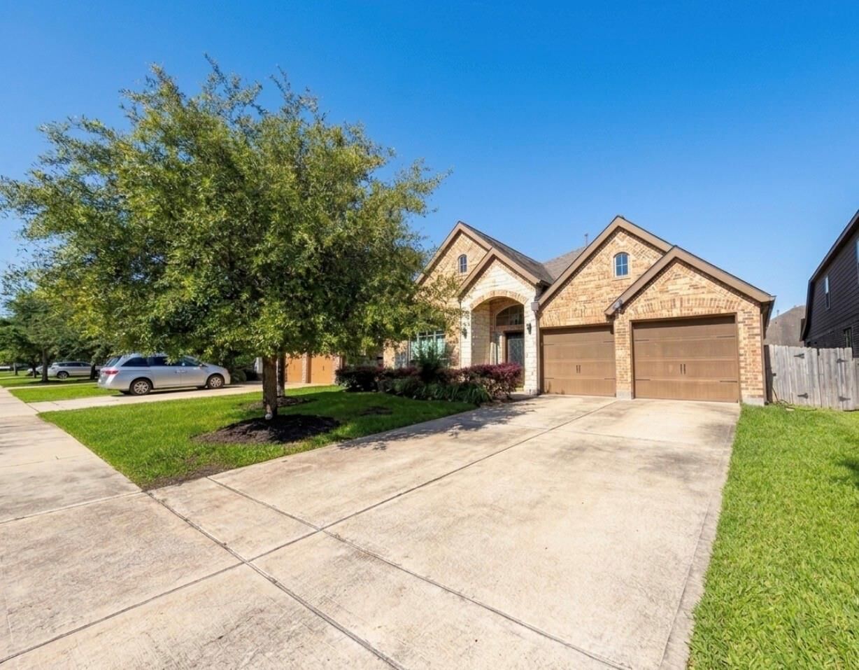 Property Photo: 3719 Brampton Island Drive TX 77494