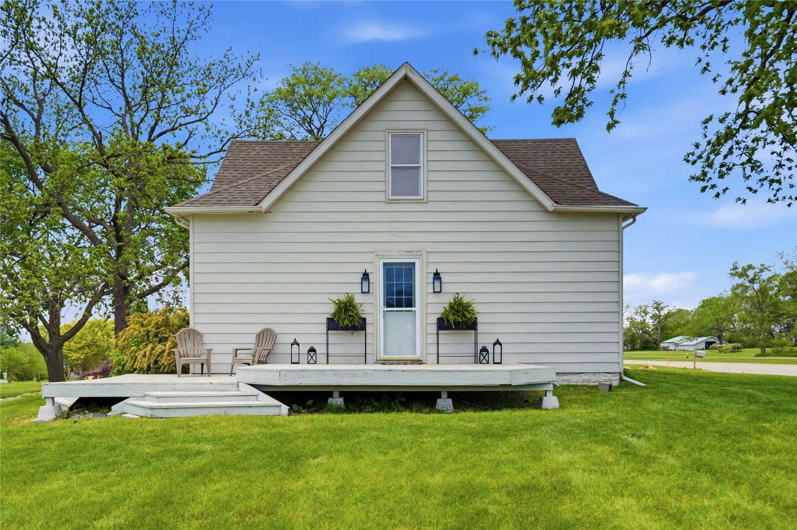 Property Photo:  31168 Ashworth Road  IA 50263 