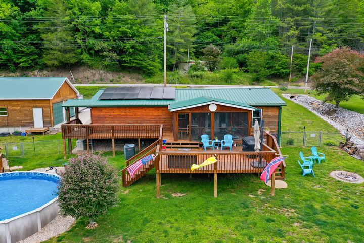 Property Photo:  4264 Kentucky 1482  KY 40972 