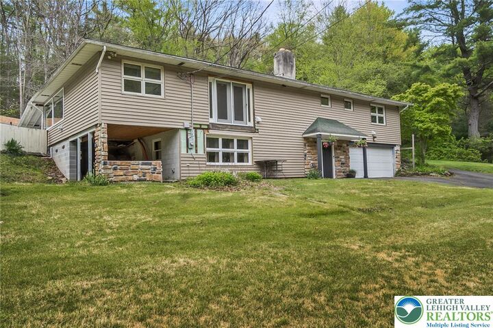 Property Photo:  135 Haney Road  PA 18058 