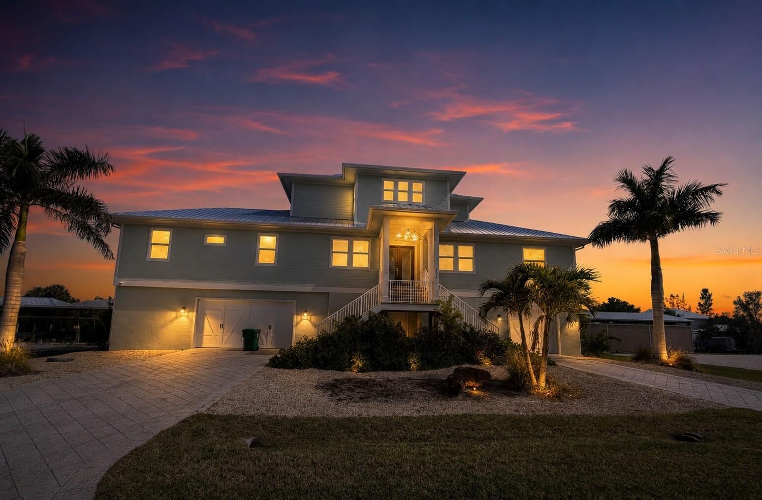 Property Photo:  24216 Yacht Club Boulevard  FL 33955 