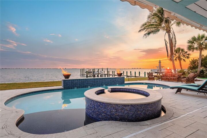 Property Photo:  350 S Shore Drive  FL 34234 