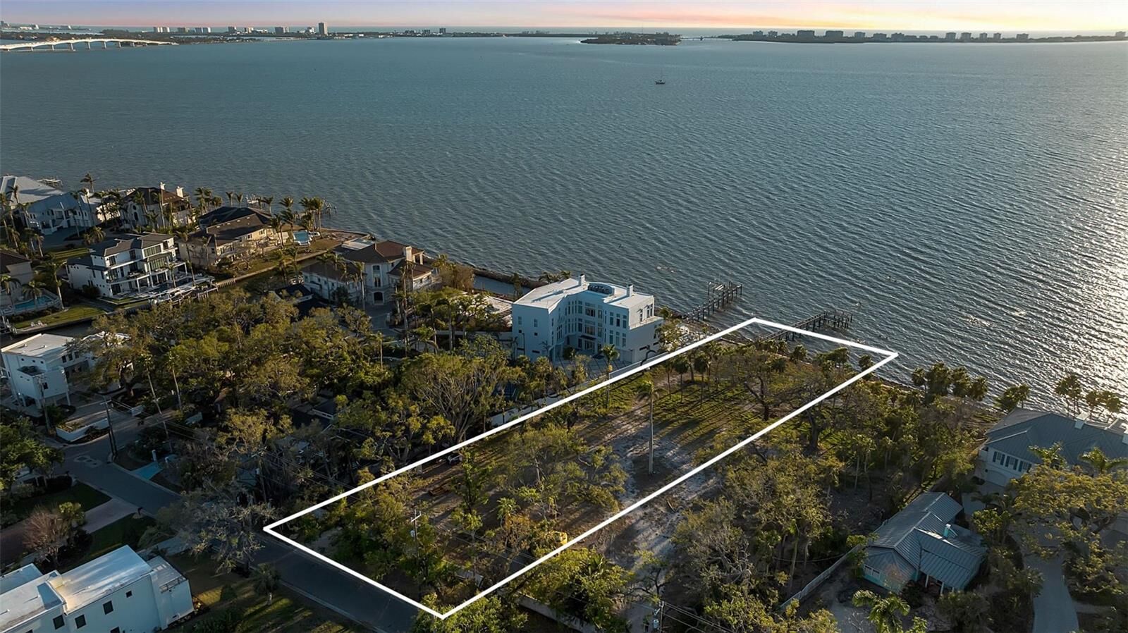 Property Photo:  2043 Alameda Avenue  FL 34234 
