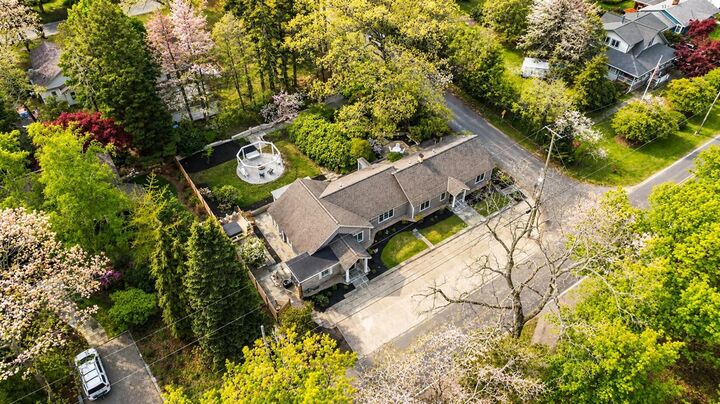 Property Photo: 955 - 957 W Center Street MI 49406-5114