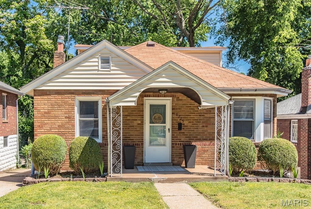 Property Photo:  8725 Susan Avenue  MO 63114 
