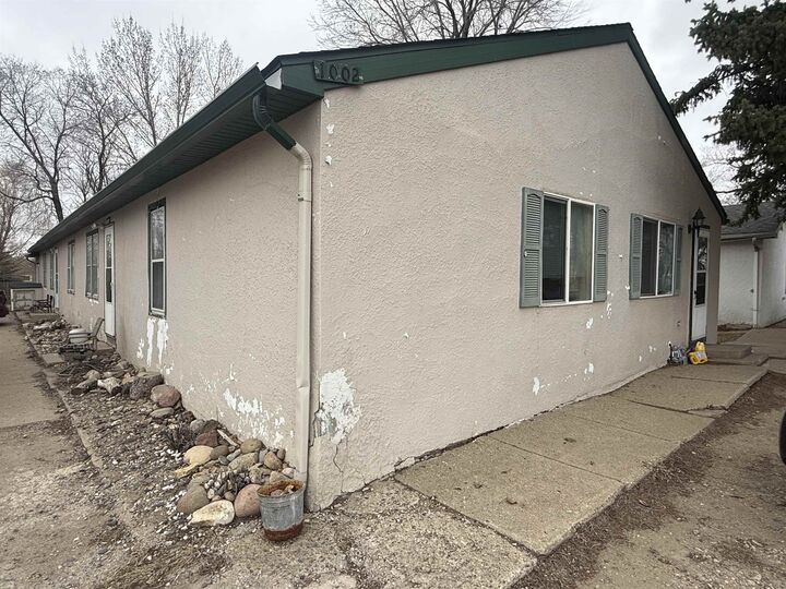 Property Photo:  1000/1002 43rd St SE  ND 58701 