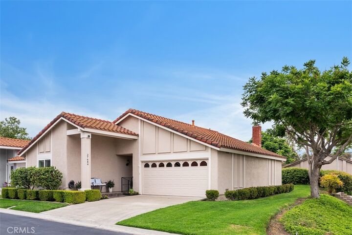 Property Photo:  27684 Calle Valdes  CA 92692 
