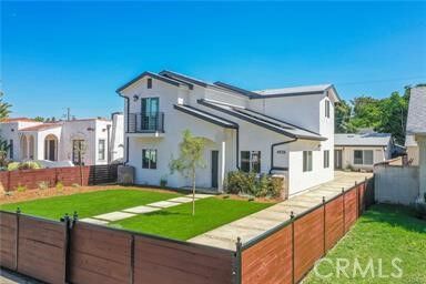 Property Photo:  4928 8th Avenue  CA 90043 
