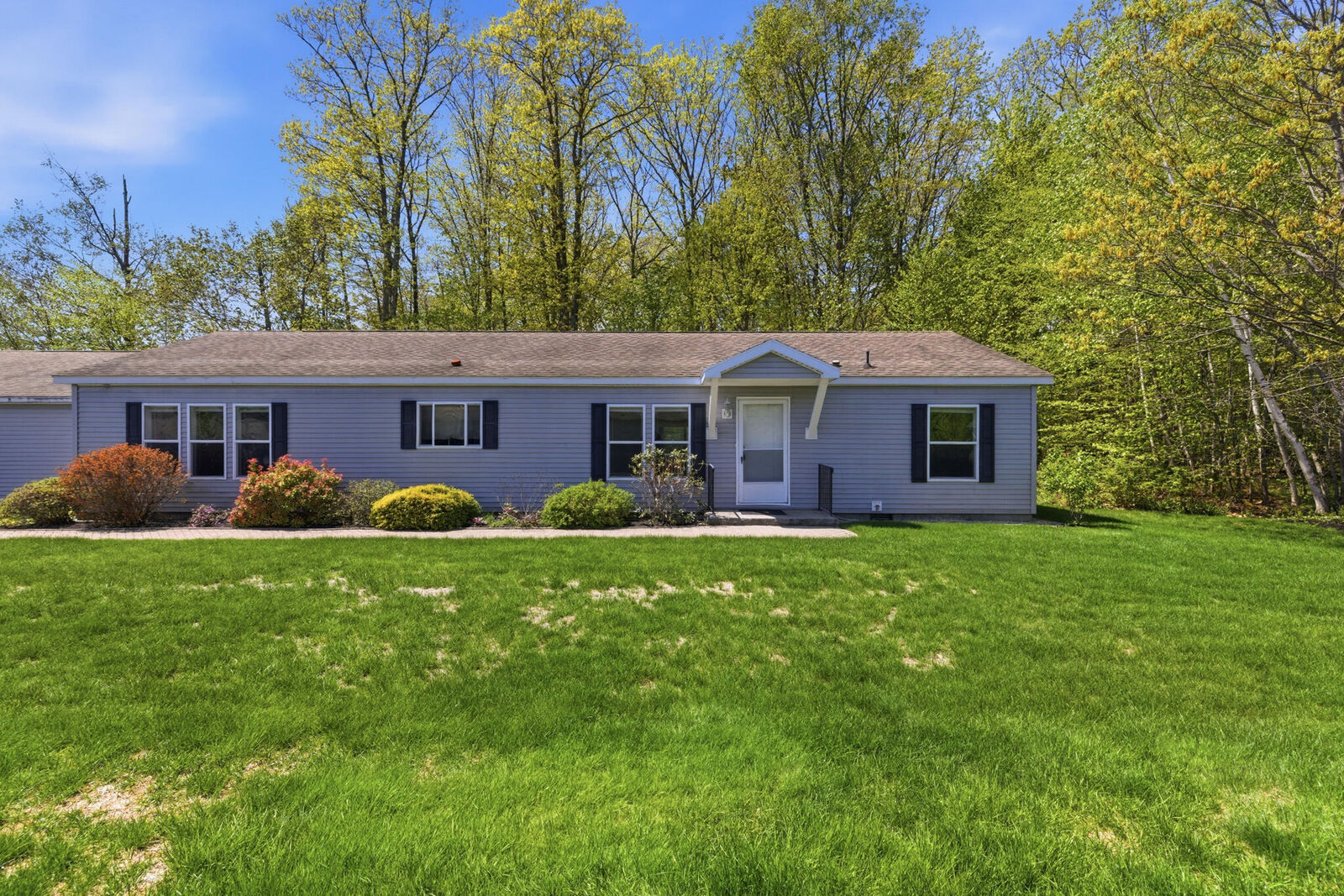 Property Photo:  46 Caslyn Drive  ME 03903 
