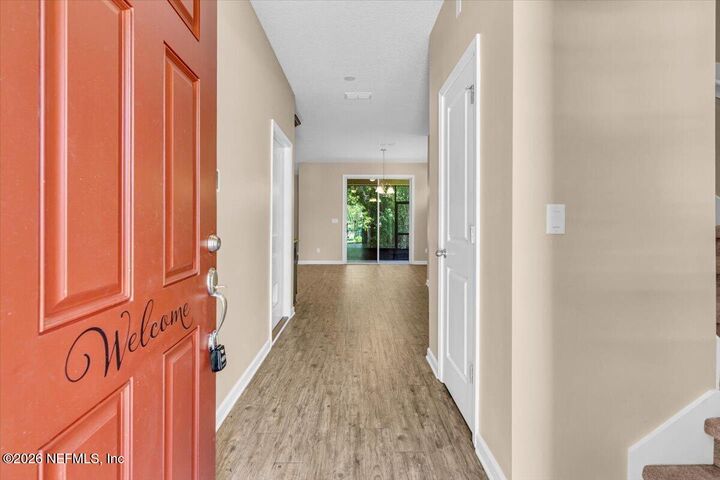 Property Photo: 3292 Chestnut Ridge Way FL 32065