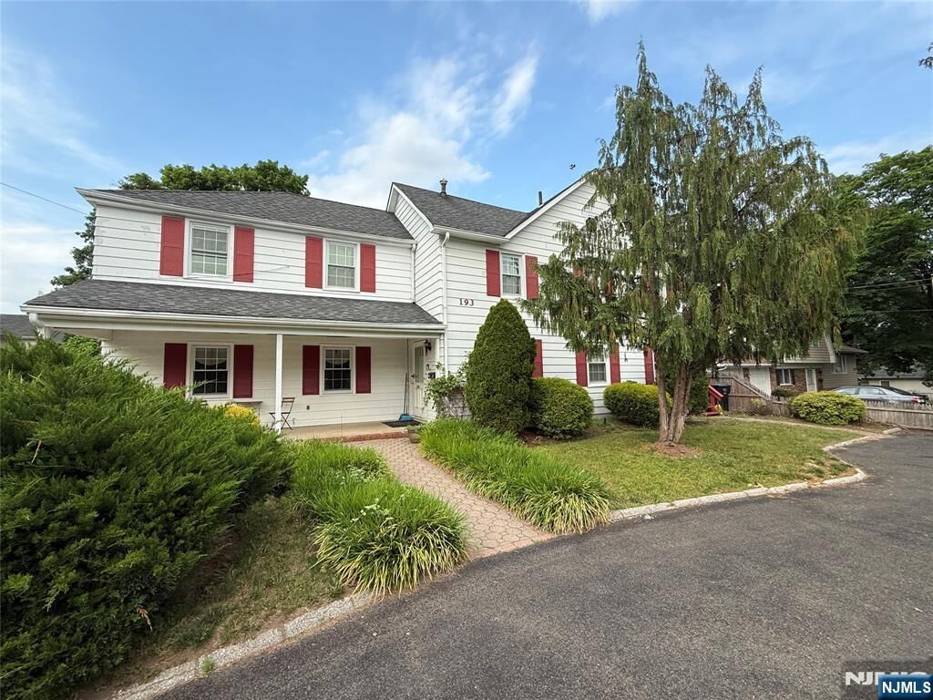 Property Photo:  193 Midland Avenue 1st Fl  NJ 07652 
