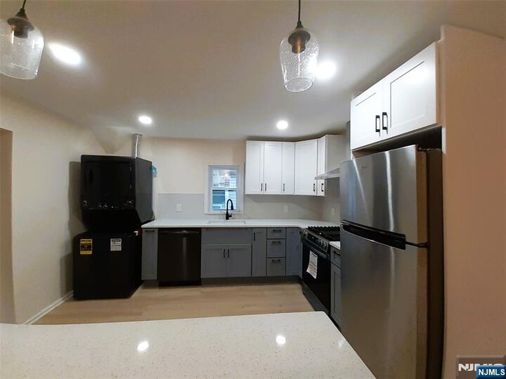 Property Photo:  213 Elm Avenue 2fl  NJ 07666 