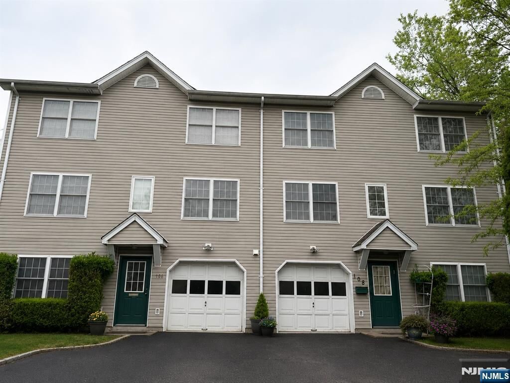 Property Photo:  108 Parkview Drive  NJ 07666 