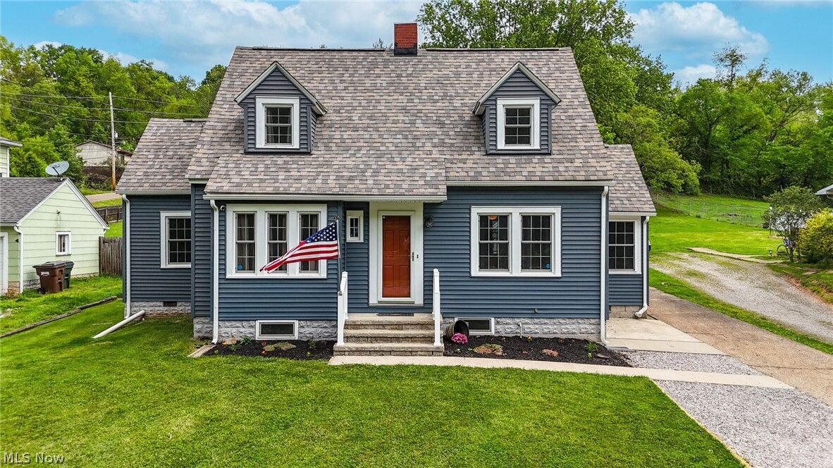 Property Photo:  1324 Colegate Drive  OH 45750 