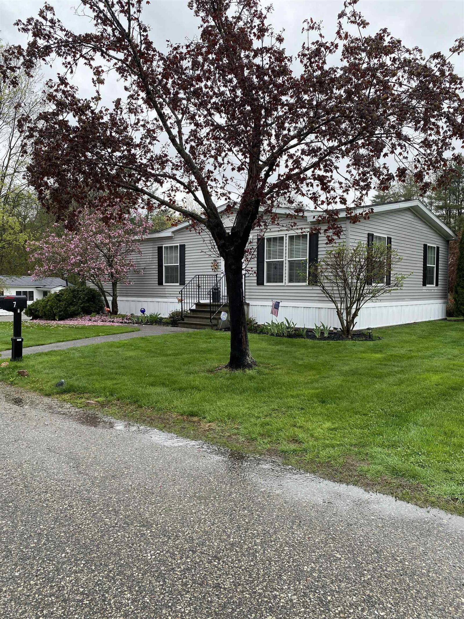Property Photo:  7 Sir Lancelot Drive  NH 03833 