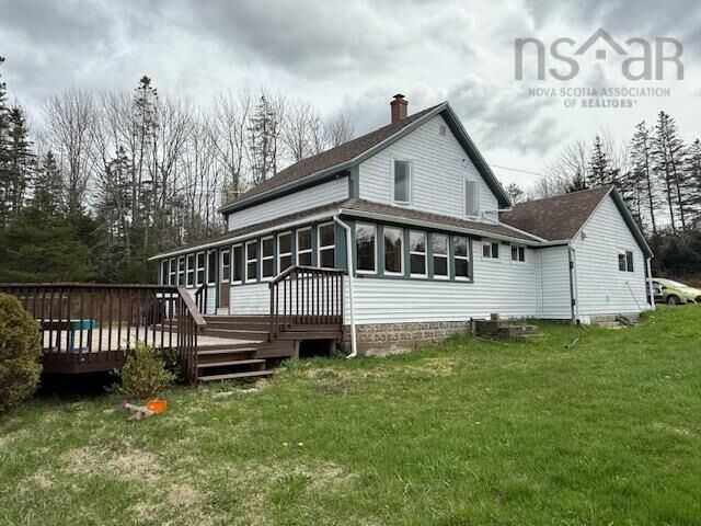 Property Photo: 207 Bennetts Bay Road NS B0P 1H0