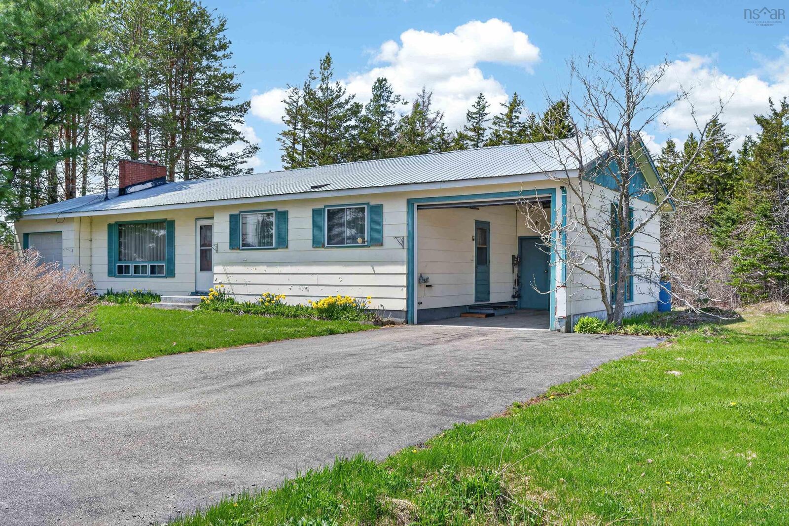 Property Photo:  9 Maclellan Avenue  NS B1L 1A1 
