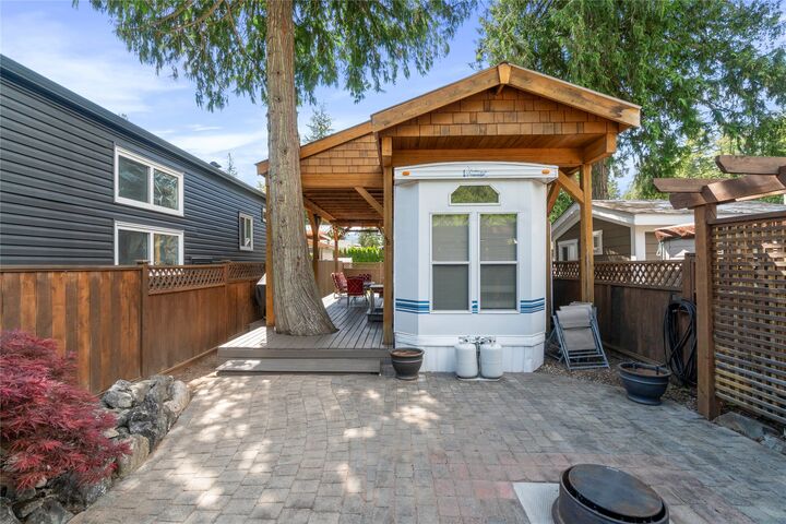 Property Photo: 1131 Pine Grove Road 48 BC V0E 1M5