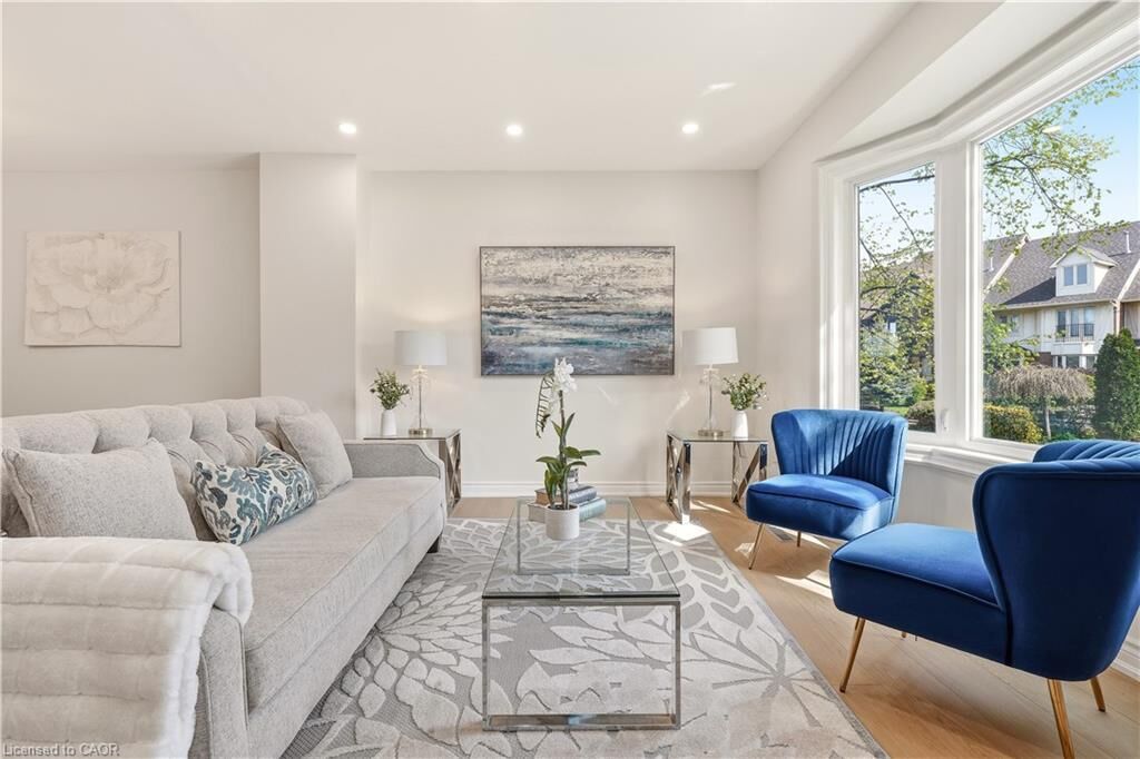 Property Photo:  14 Harbour Drive  ON L8E 4Z5 