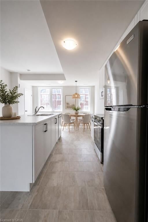 Property Photo: 677 Park Road N 60 ON N3R 0A2