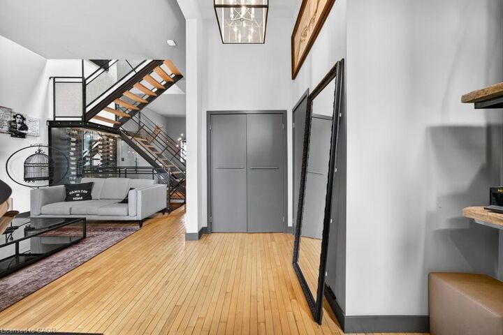 Property Photo: 114 Catharine Street N ON L8R 1J4