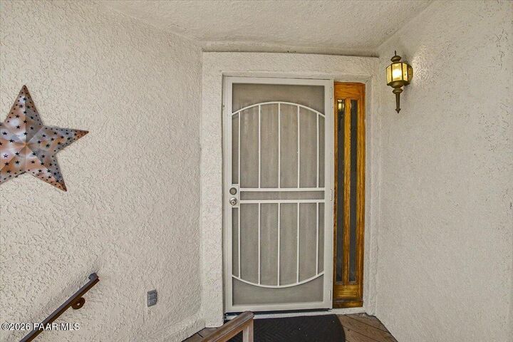 Property Photo: 2240 Mission Way AZ 86301