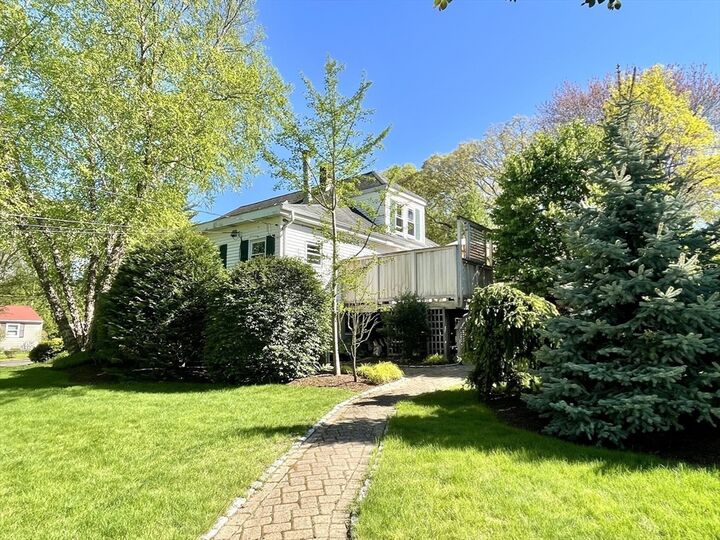 Property Photo:  5 Longview St  MA 01760 