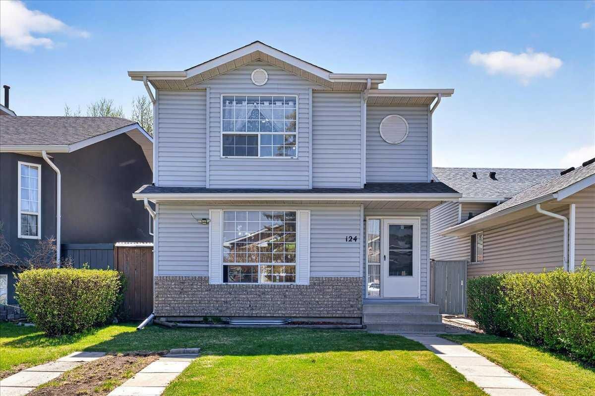 Property Photo:  124 Martinwood Court NE  AB T3J 3H2 