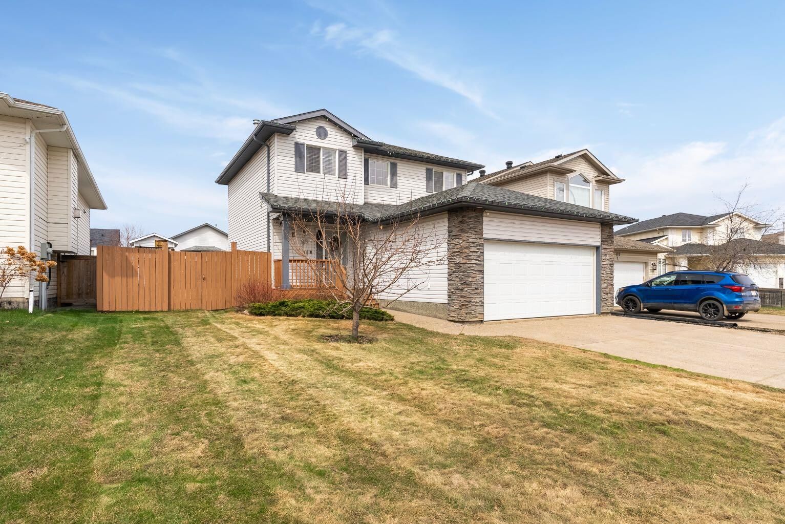 Property Photo: 118 Williams Place AB T9H 5R2