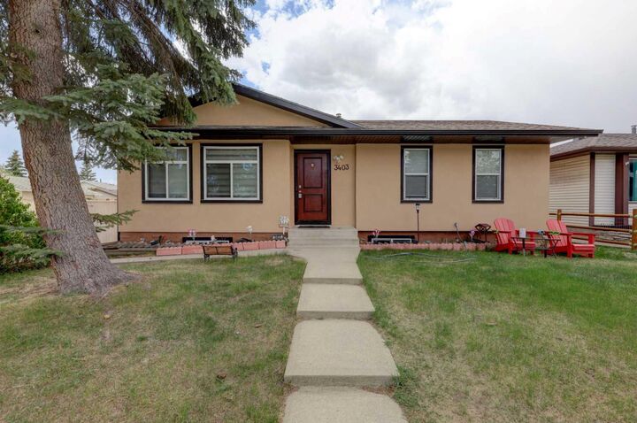 Property Photo:  3403 42 Street NE  AB T1Y 4K1 