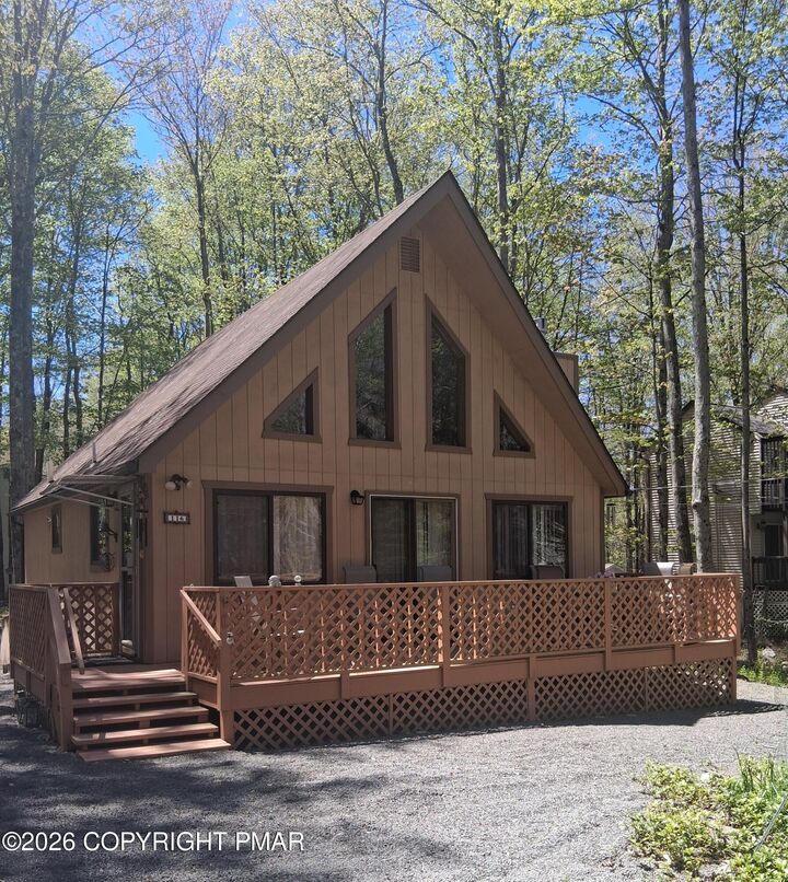 Property Photo: 116 Chitimacha Drive PA 18347