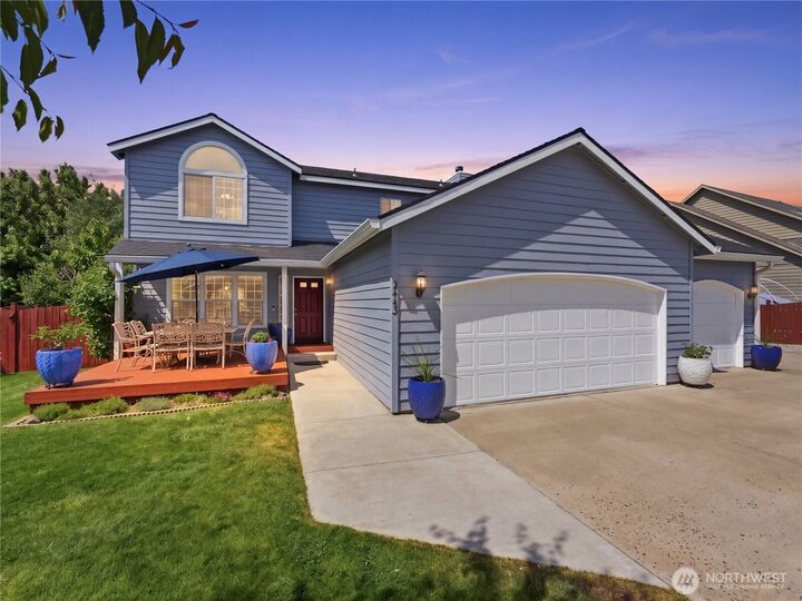 Property Photo:  2443  Plateau Drive  WA 98802 