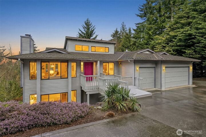 Property Photo: 2420 Squak Mountain Loop SW WA 98027
