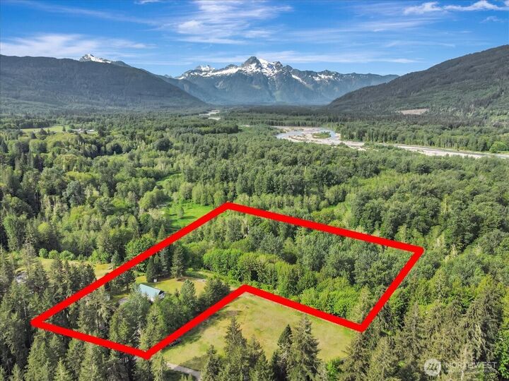 Property Photo:  56151  Conifer Lane  WA 98241 