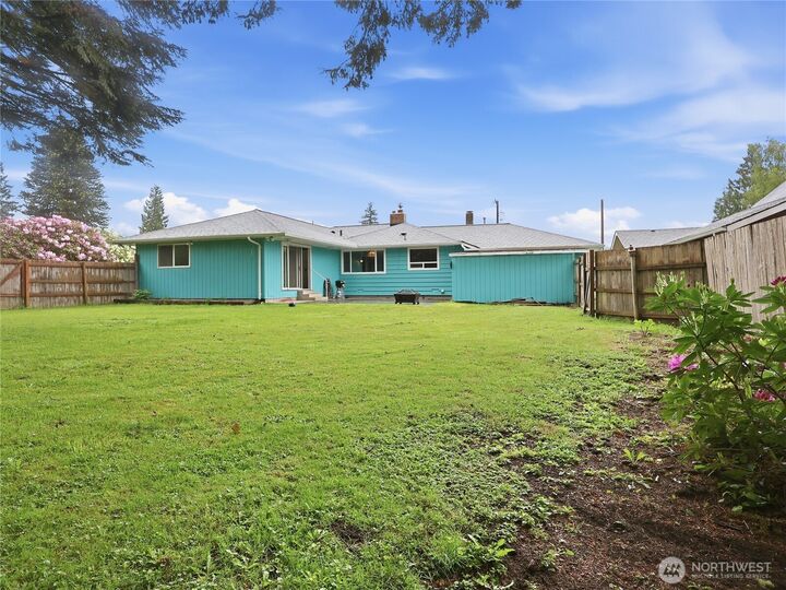Property Photo:  227 N Blakeley Street  WA 98563 