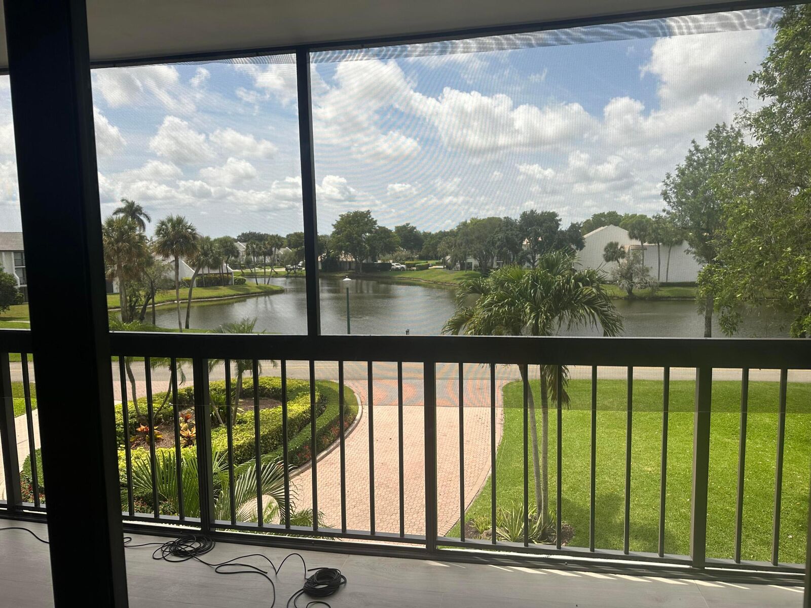 Property Photo:  1732 Bridgewood Drive  FL 33434 