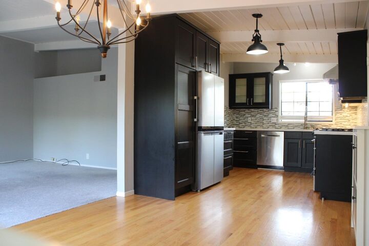 Property Photo:  1610 Borden Street  CA 94403 