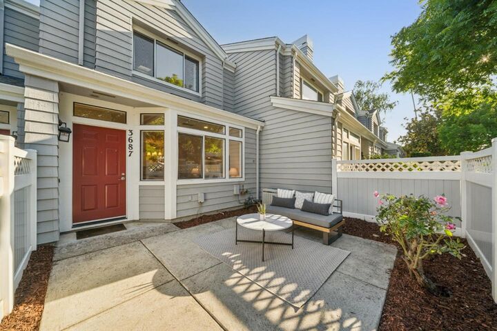 Property Photo:  3687 Cabernet Vineyards Circle  CA 95117 