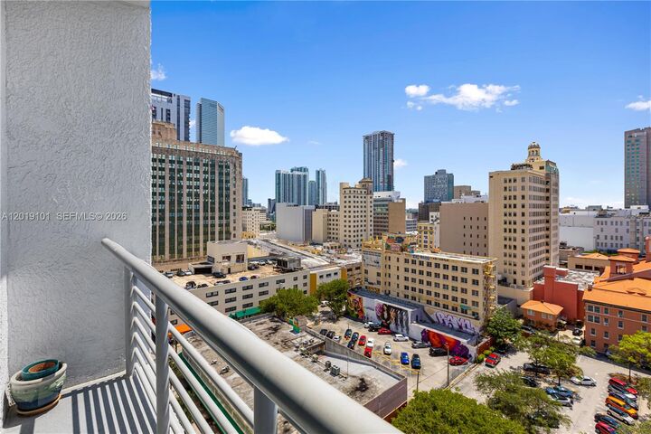 Property Photo:  133 NE 2nd Ave 1215  FL 33132 