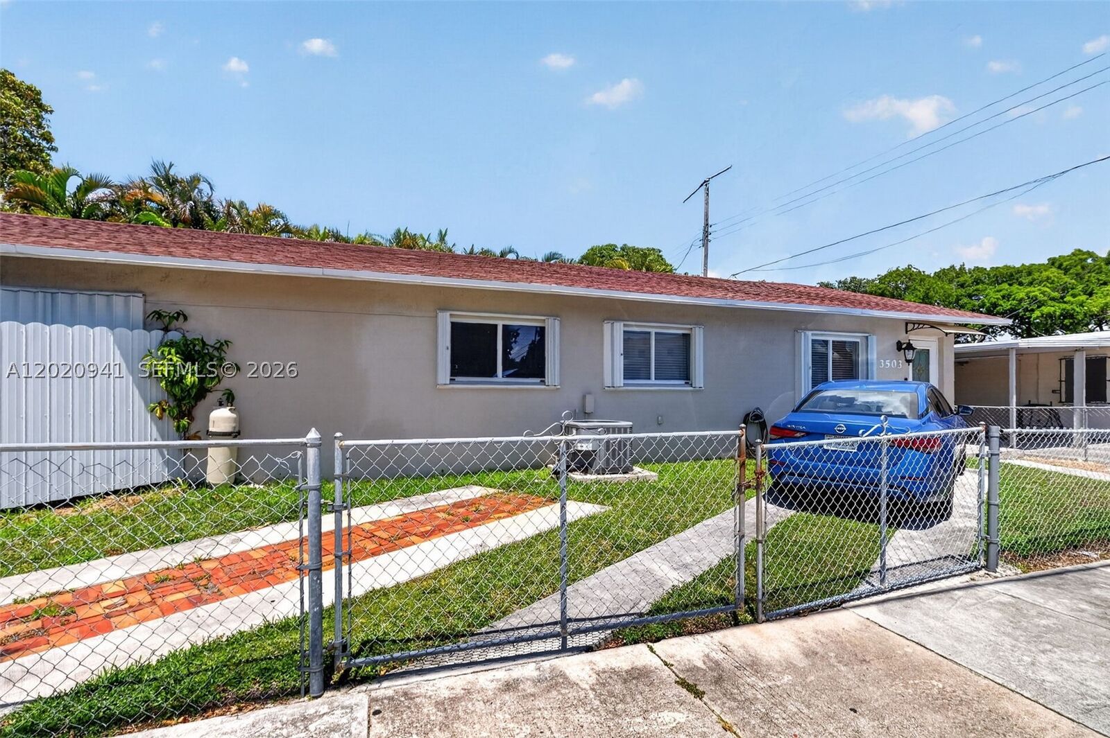 Property Photo:  3501 SW 12th St  FL 33135 